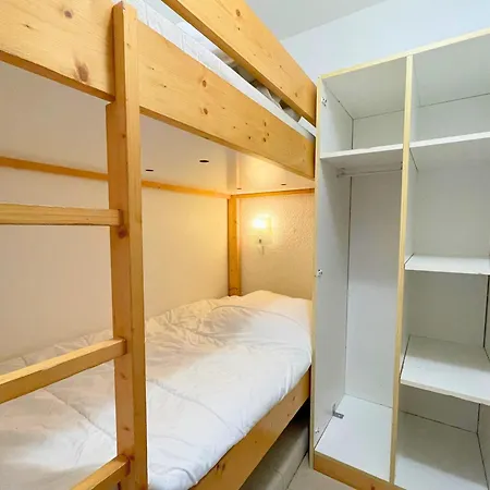 Avec Coin Chambre, Balcon, Cuisine Equipee, Pied Des Pistes - Les Menuires - Fr-1-452-262 * Saint-Martin-de-Belleville